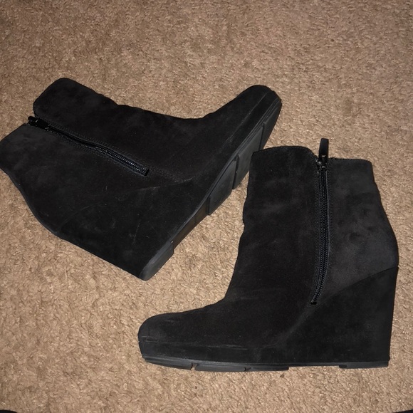 Via Spiga Darin’s Black Suede Booties - Picture 5 of 7